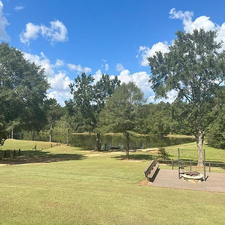 Refuge Ranch Retreat Log Cabin Lake 53+ Acres Locust Grove Exterior photo