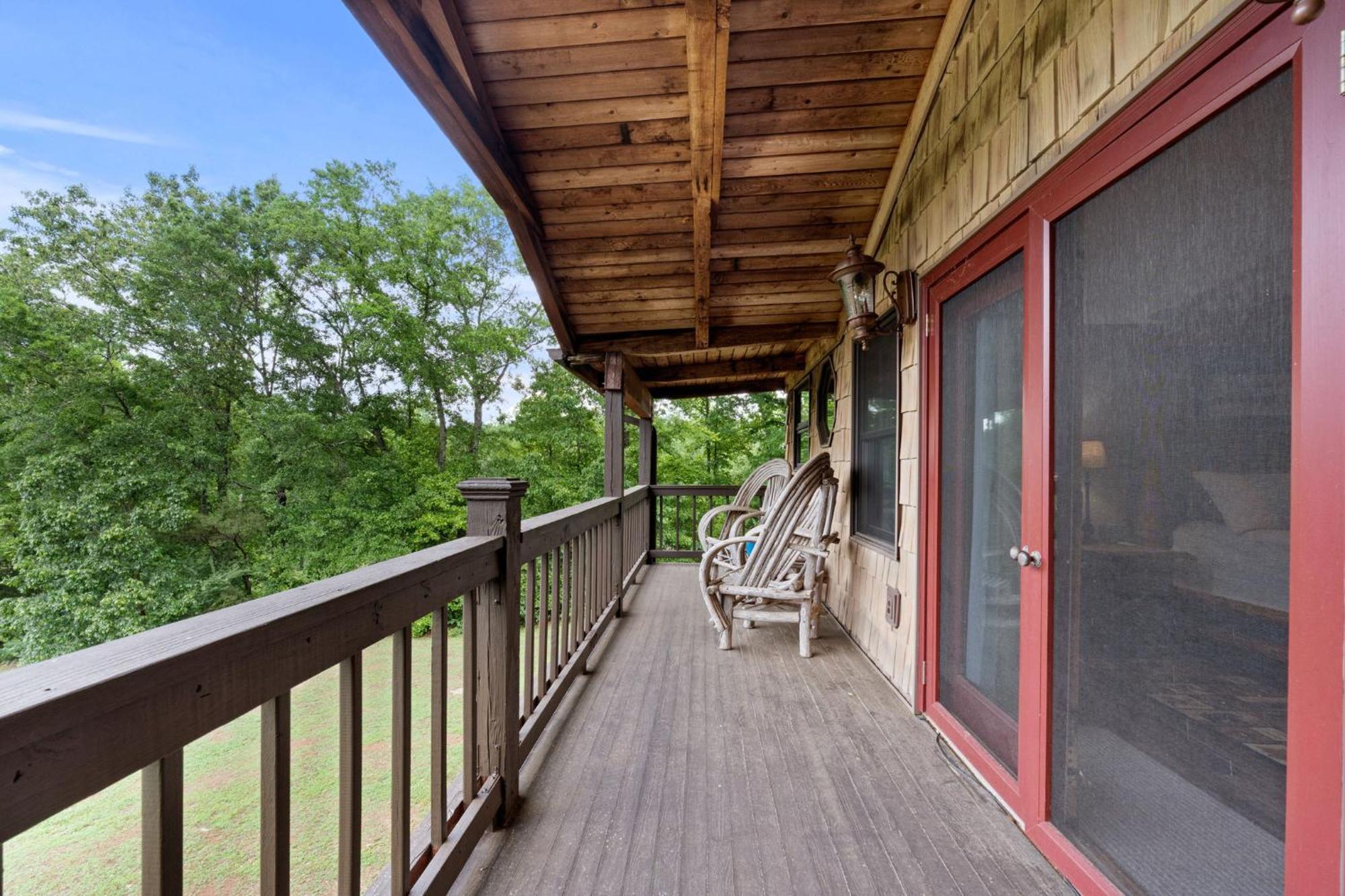 Refuge Ranch Retreat Log Cabin Lake 53+ Acres Locust Grove Exterior photo